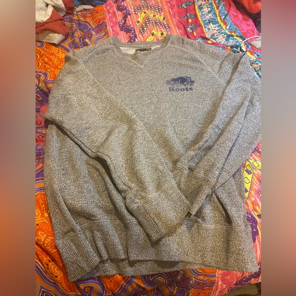 Roots Sweatshirt - Picture 1 of 2